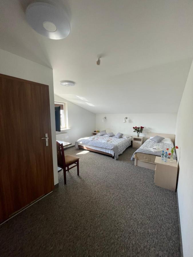 Hotelik Gold Raszyn Luaran gambar