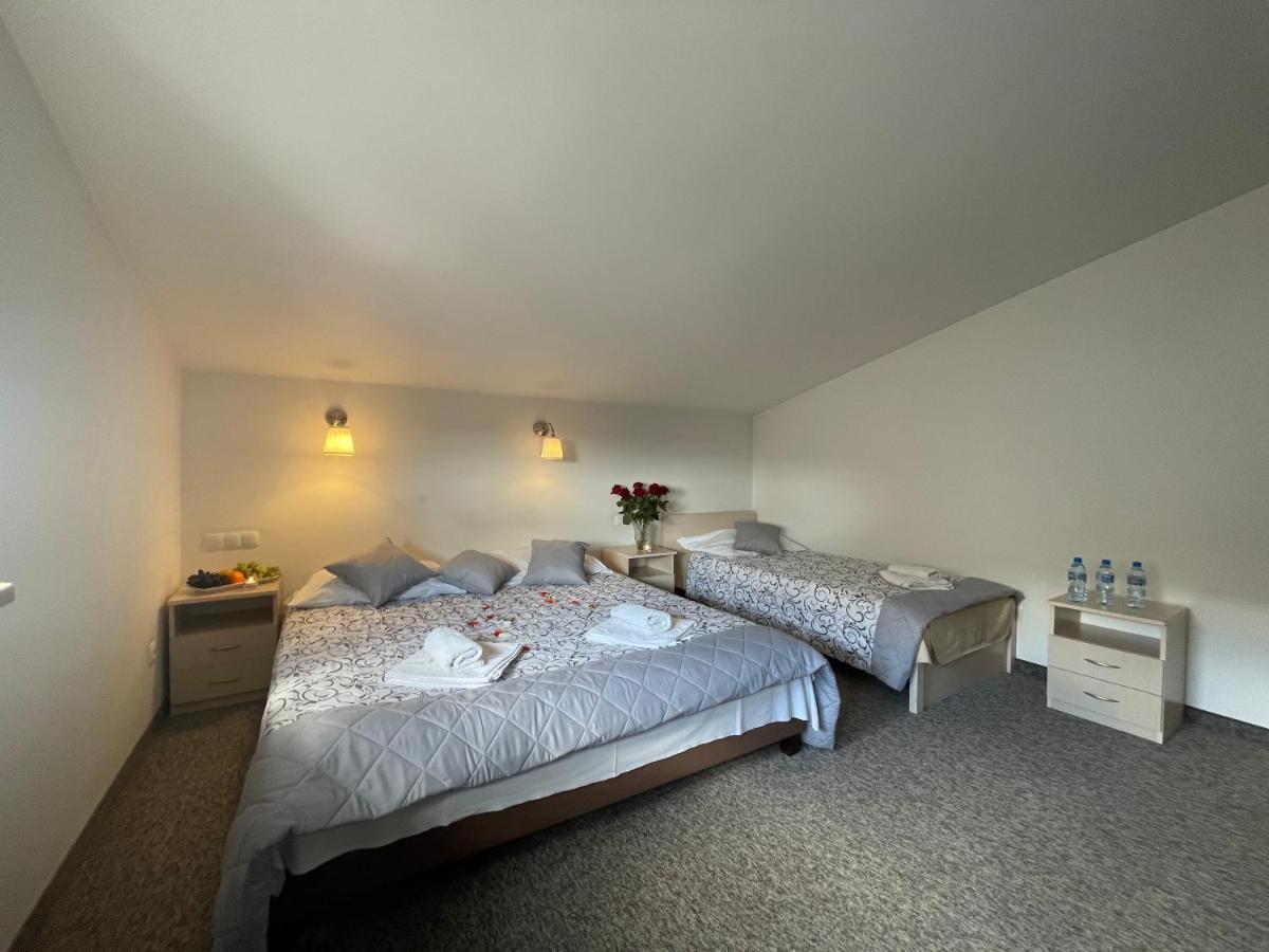 Hotelik Gold Raszyn Luaran gambar